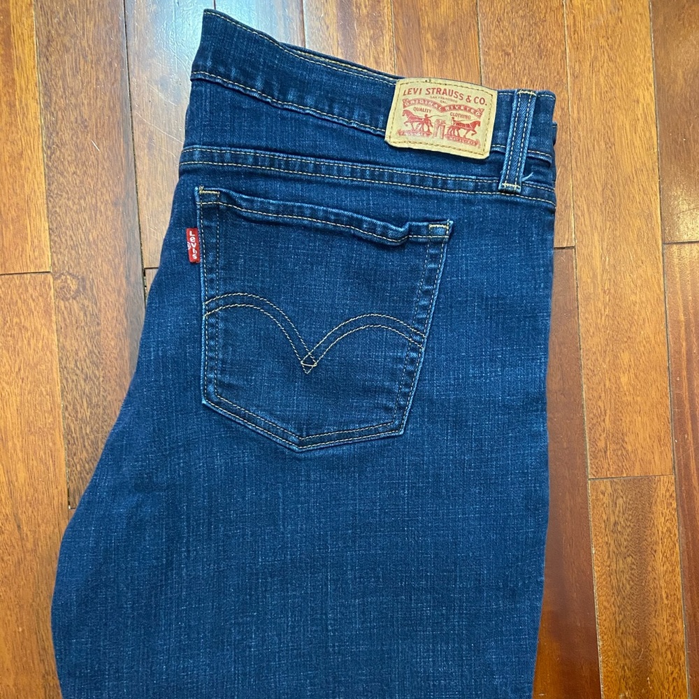 Levi Jeans 🤍